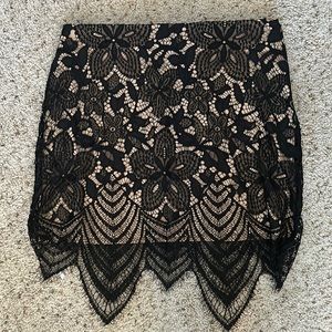 Express black and tan skirt - Size 12. Worn once!